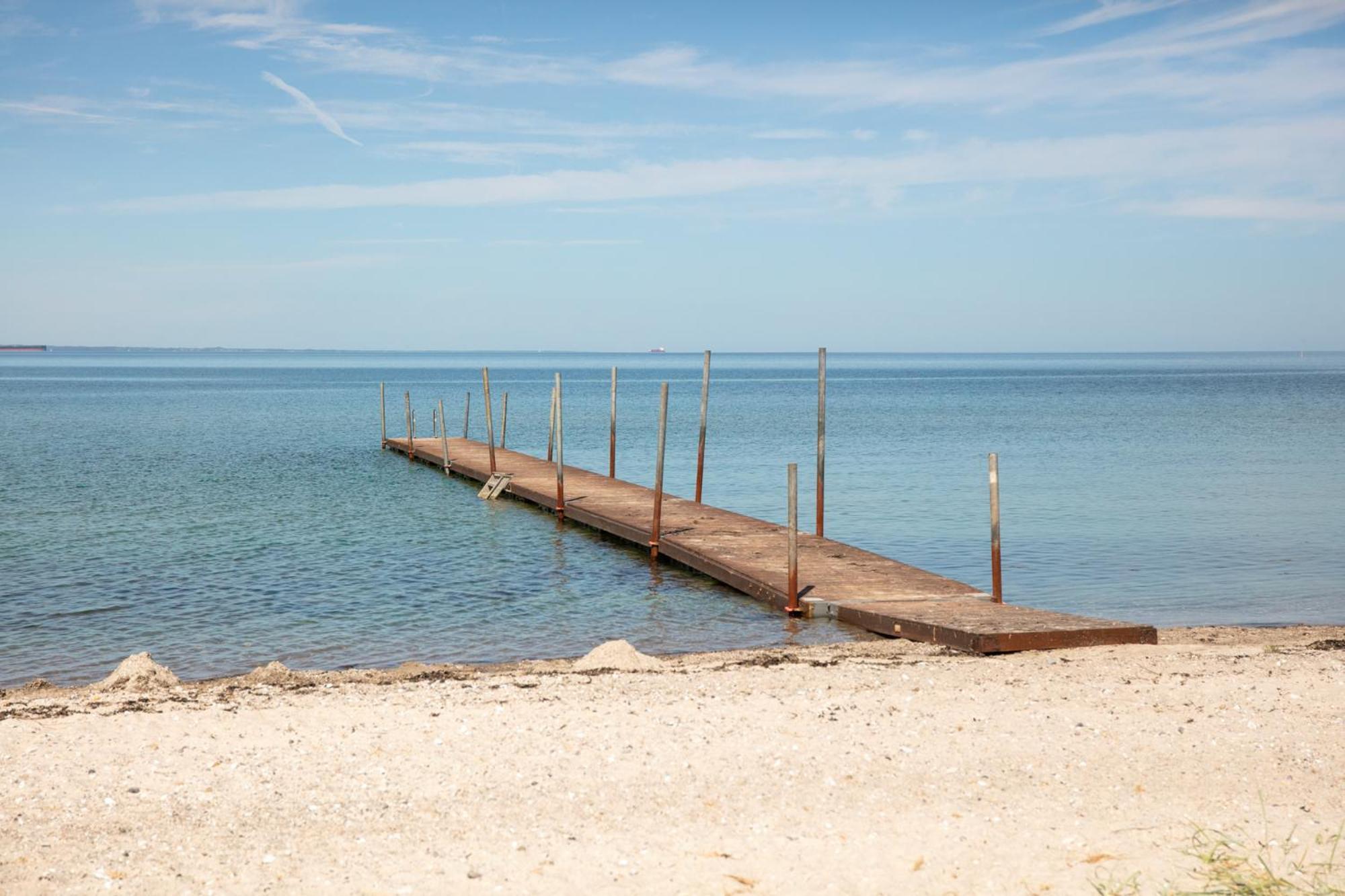 Strandhuset. Asperup Экстерьер фото