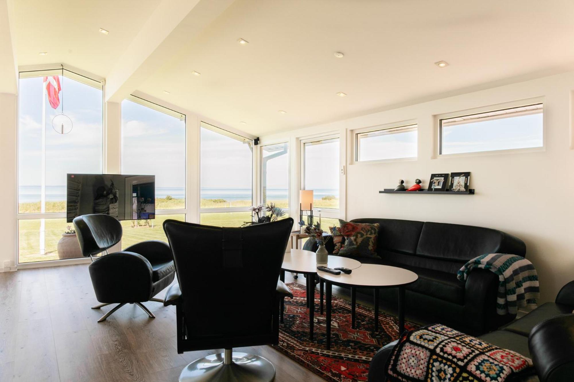 Strandhuset. Asperup Экстерьер фото